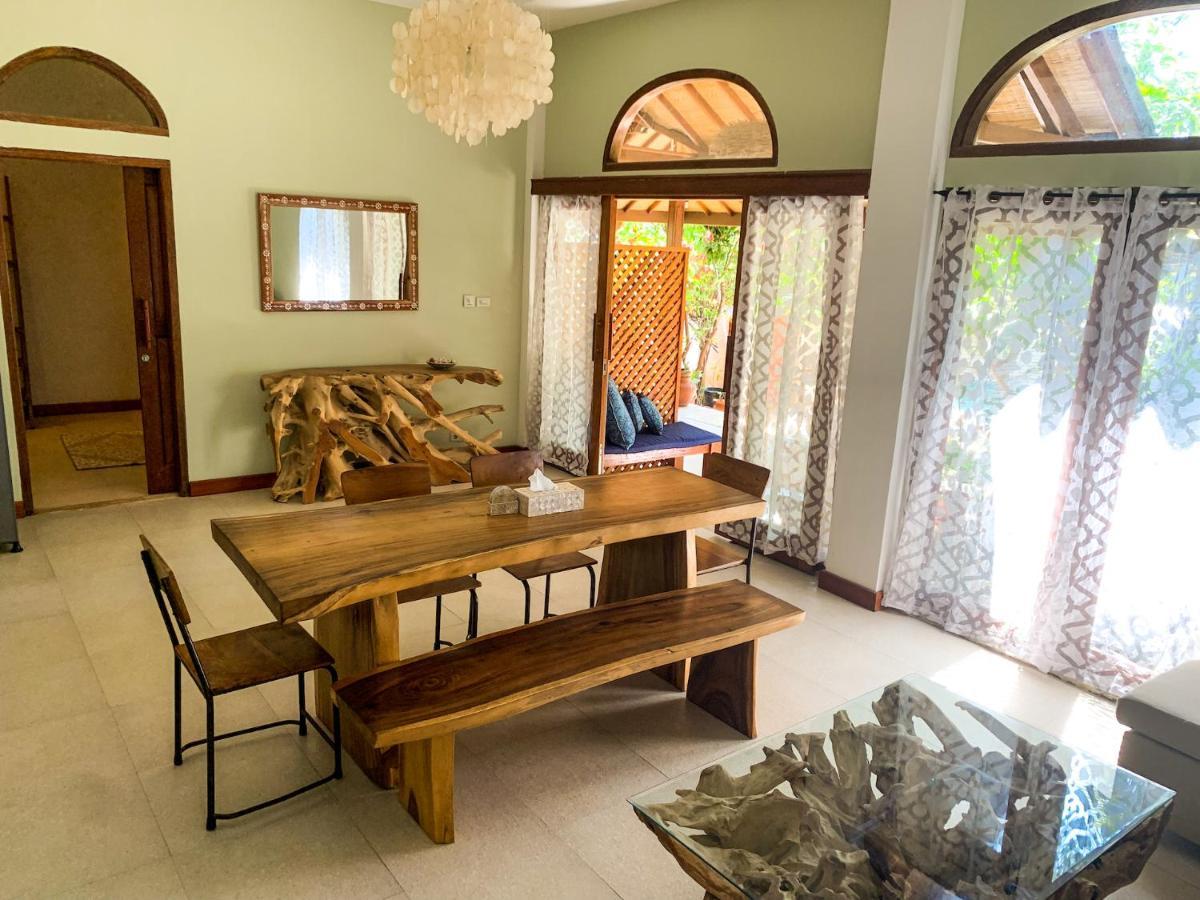Soraya Yoga Wellness Center Hotel Gili Trawangan Exterior foto