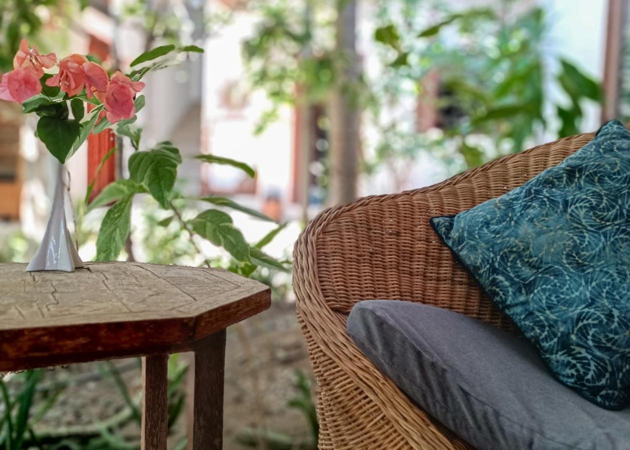 Soraya Yoga Wellness Center Hotel Gili Trawangan Exterior foto