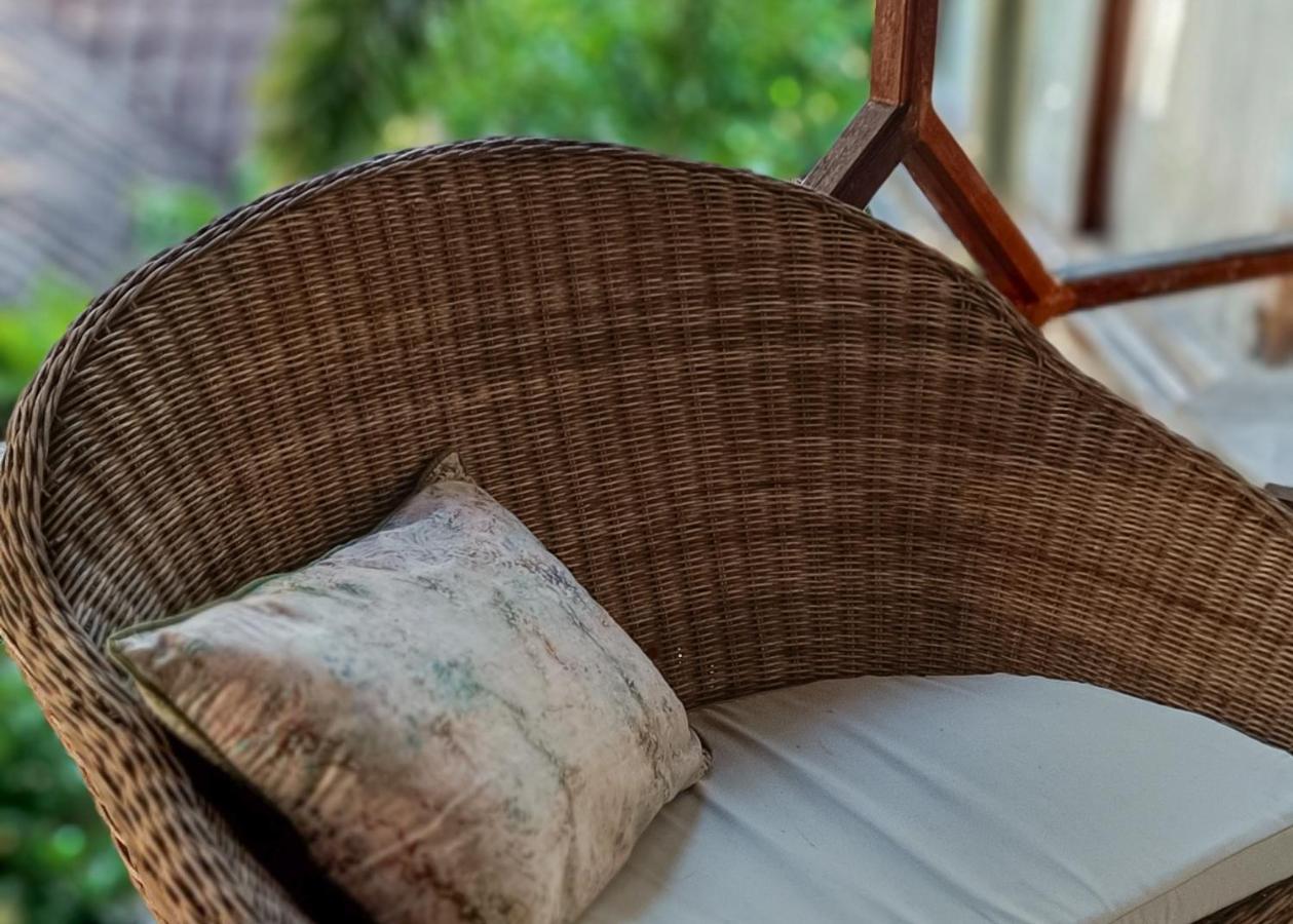 Soraya Yoga Wellness Center Hotel Gili Trawangan Exterior foto